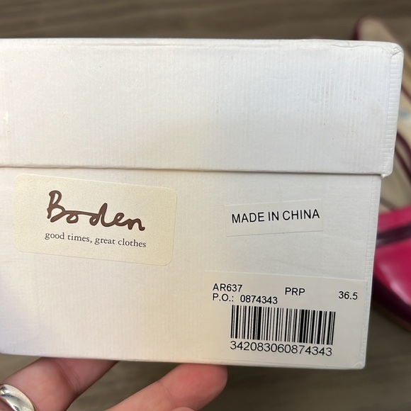 BODEN LEATHER POINTY TOE FLATS 6 - Picture 3 of 16
